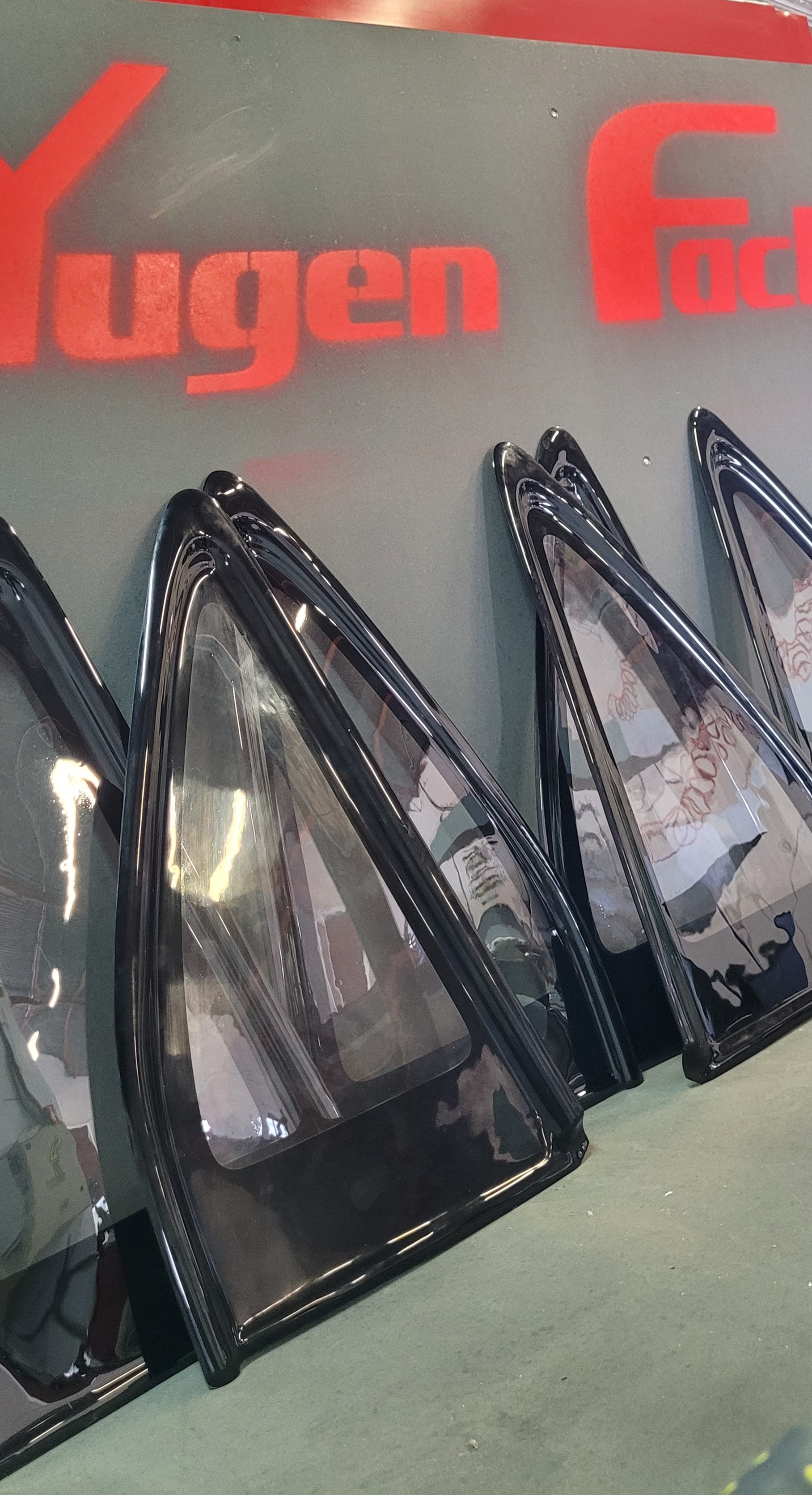 Polycarbonate Windows