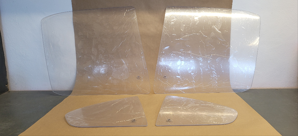 BMW E36 Saloon Thermoformed Polycarbonate Rear Door Window Set