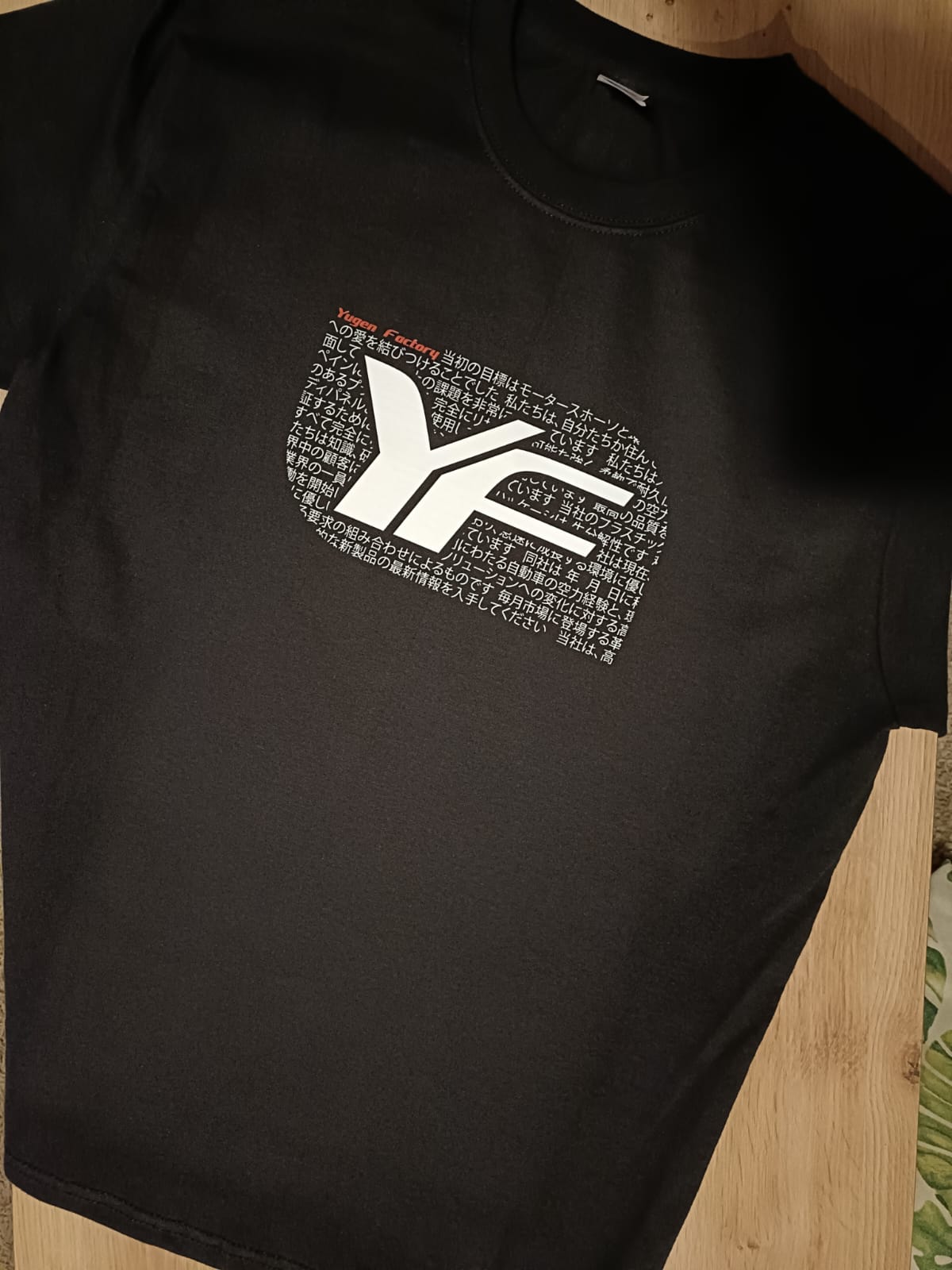Yugen Factory Logo Camiseta